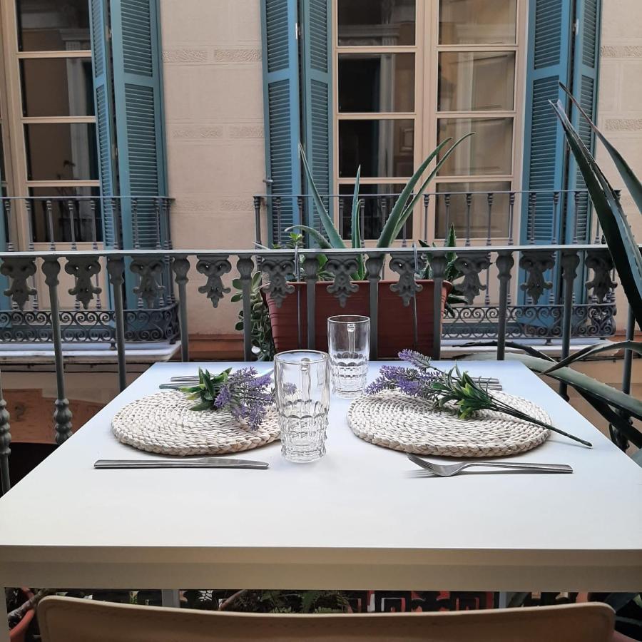 Apartamento Mon Cheri Málaga Dış mekan fotoğraf