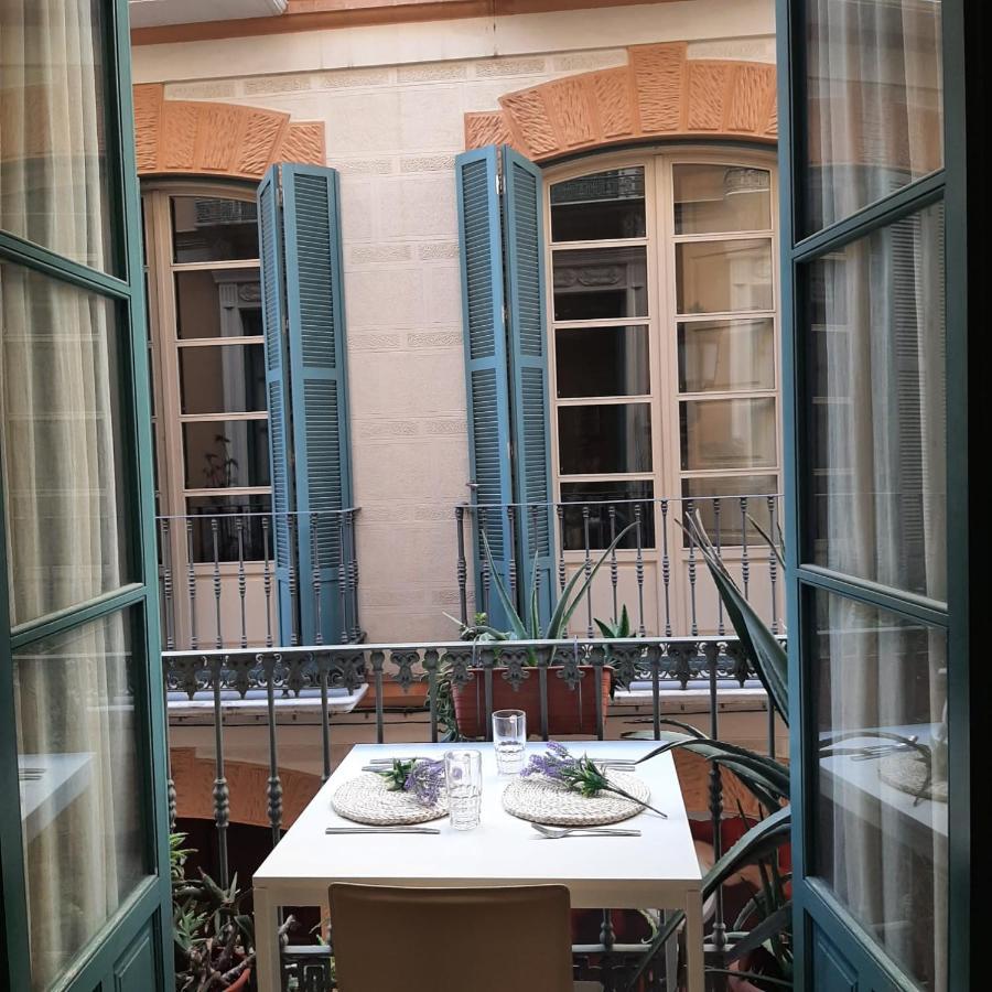 Apartamento Mon Cheri Málaga Oda fotoğraf