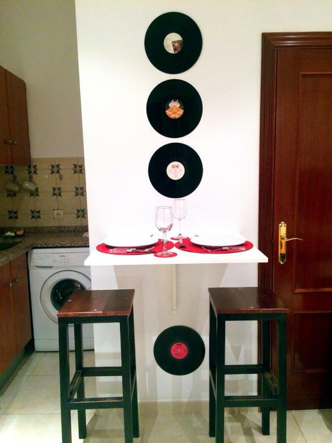 Apartamento Mon Cheri Málaga Dış mekan fotoğraf